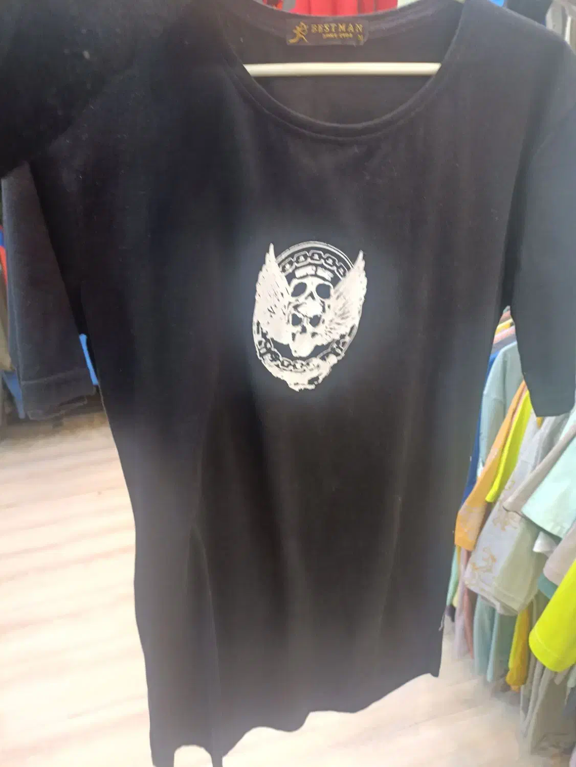 ۲۸۰ هر یک دانه|لباس|شیراز, شهرک قمشه|دیوار