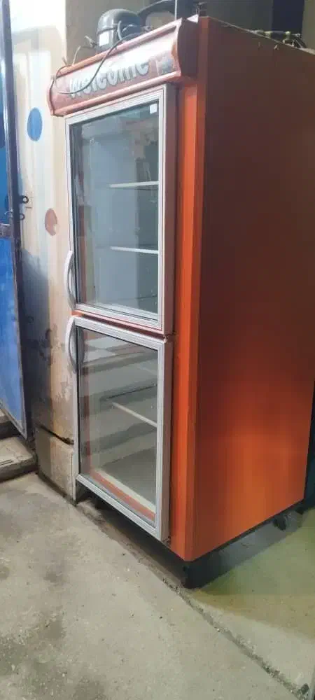 یخچال دو درب یک رو نما درحد بسیار نو و تمیز|فروشگاه و مغازه|مسجد سلیمان, |دیوار