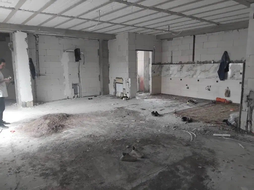 فروش ۱۴۰ متر تک واحد قلی پور جهاد|پیش‌فروش املاک|رشت, معلم|دیوار