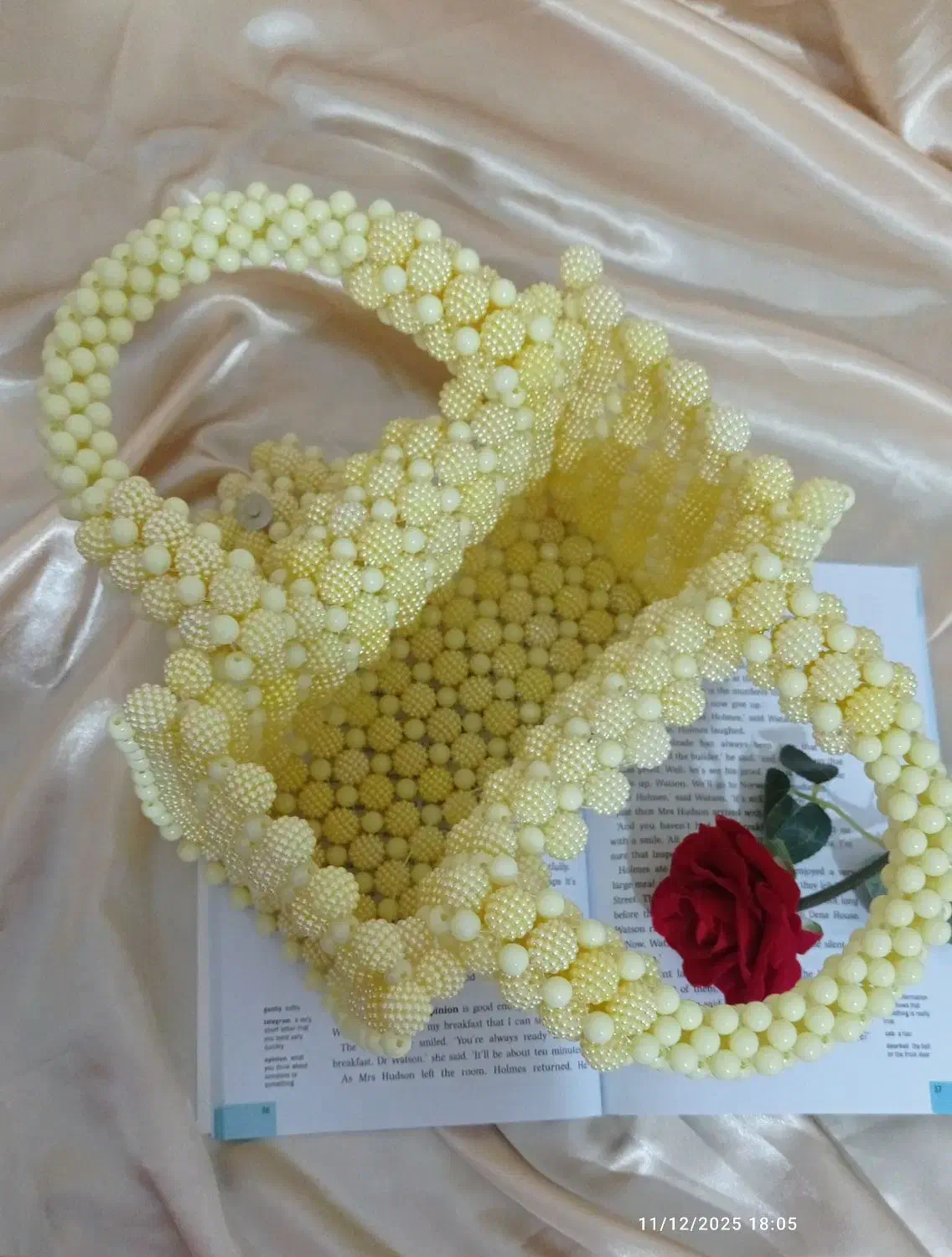 کیف دستساز مرواریدی تمشکی|کیف، کفش، کمربند|کنگاور, |دیوار