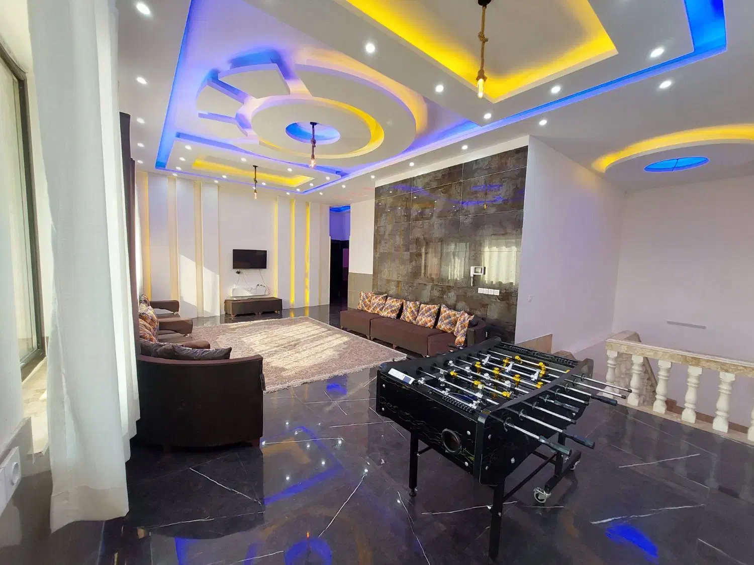 ویلای سه خواب دوبلکس استخردار کد ۲۴۵|اجارهٔ کوتاهمدت ویلا و باغ|فرح آباد, |دیوار