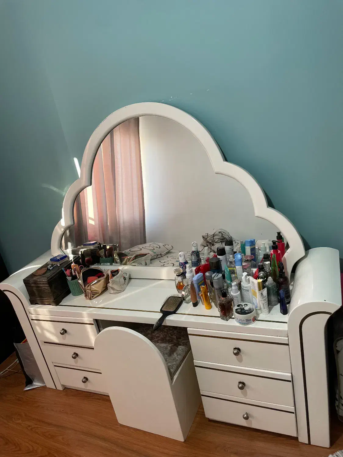 میز آرایش ۶ کشو|تخت و سرویس خواب|پردیس, فاز ۳|دیوار