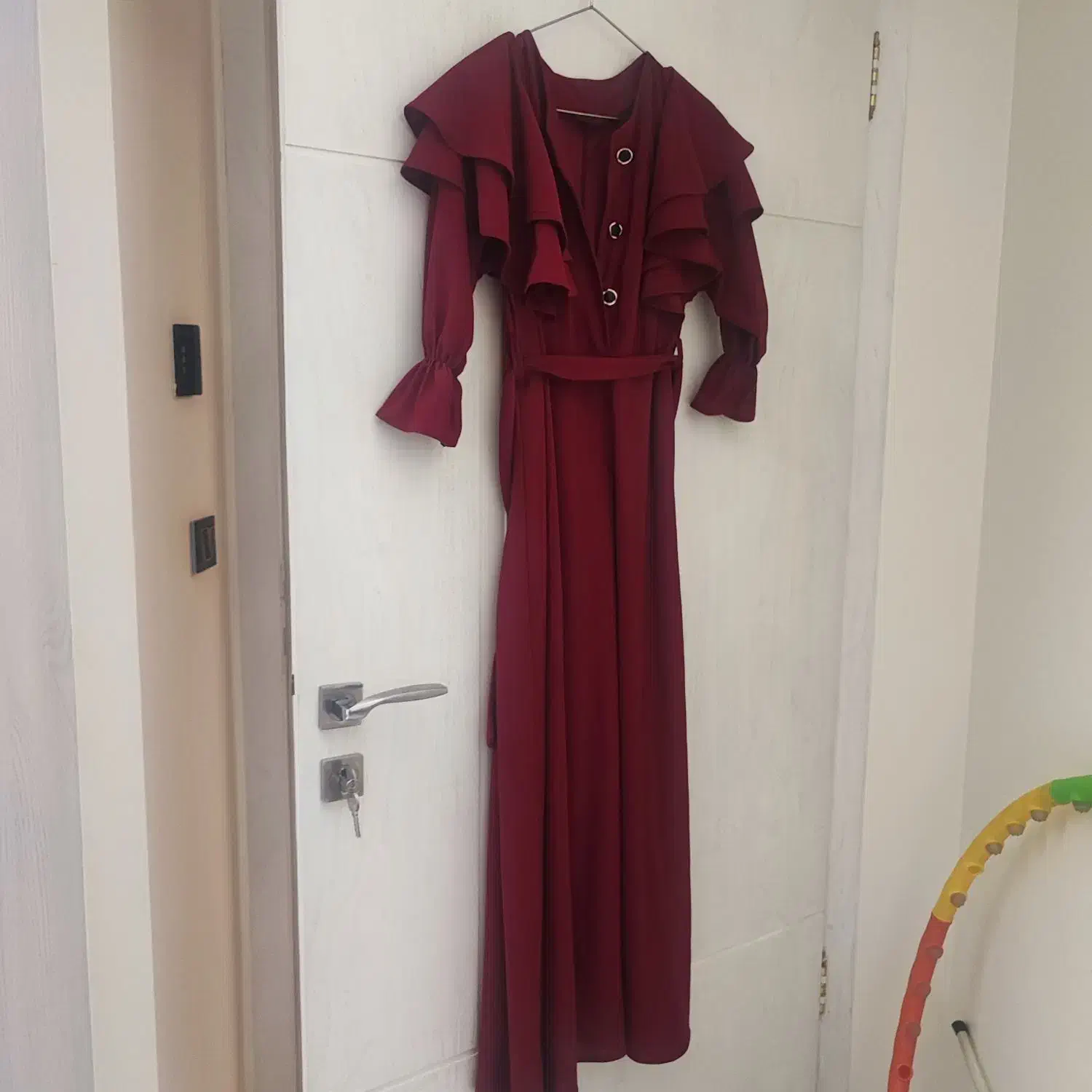 تعدادی مانتو زنانه کاملا تمیز و سالم|لباس|اصفهان, شاهزاده ابراهیم|دیوار