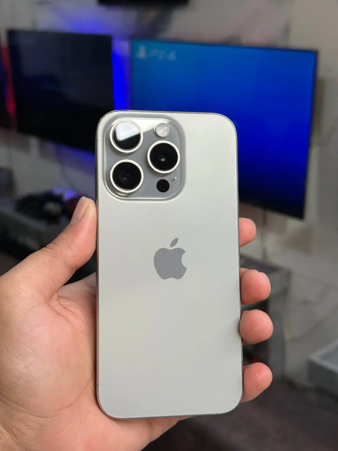 15pro|موبایل|ارومیه, |دیوار