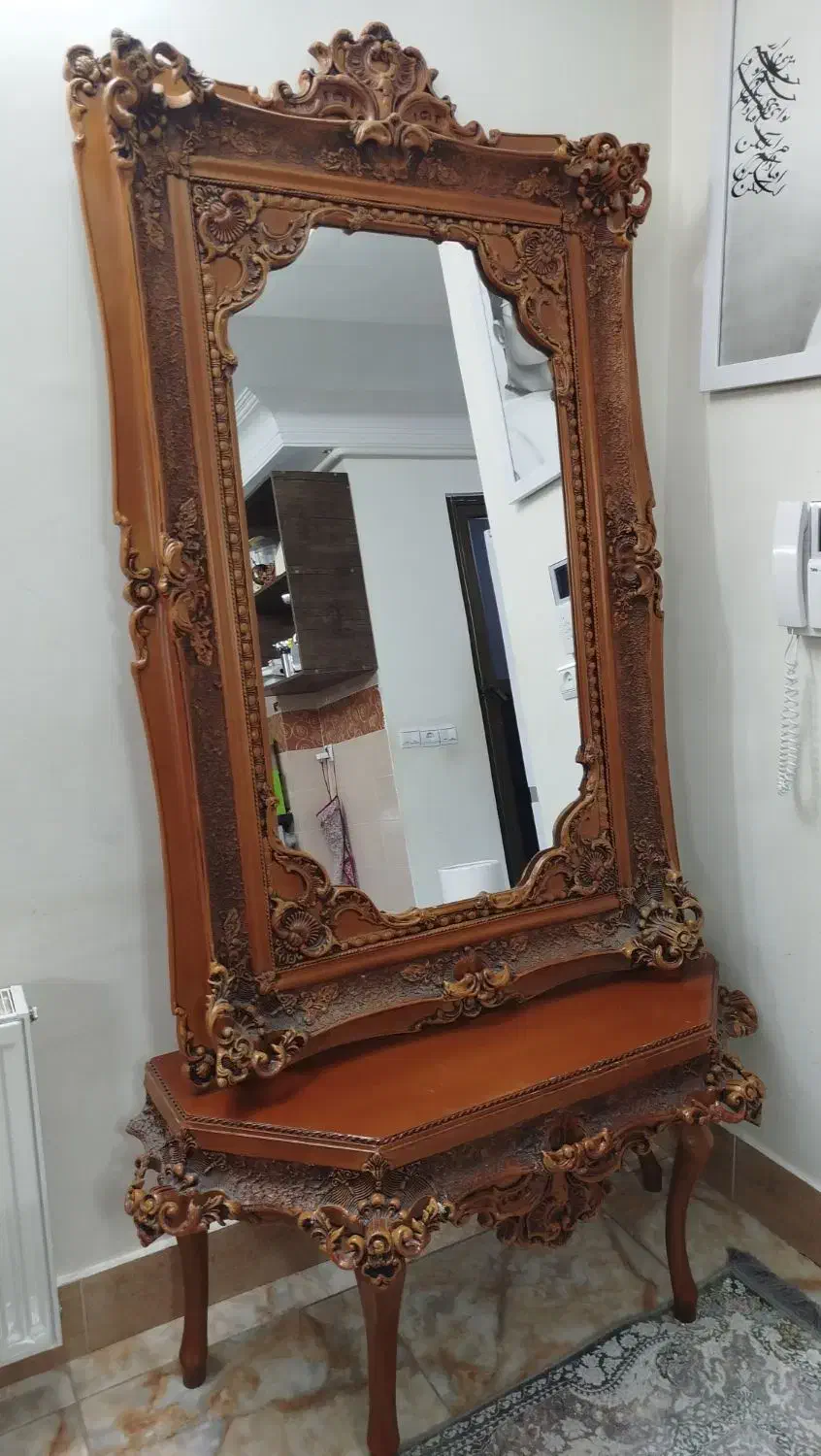 آینه شمعدان قهوه‌ای تمیز|مبلمان خانگی و میز عسلی|لنگرود, |دیوار