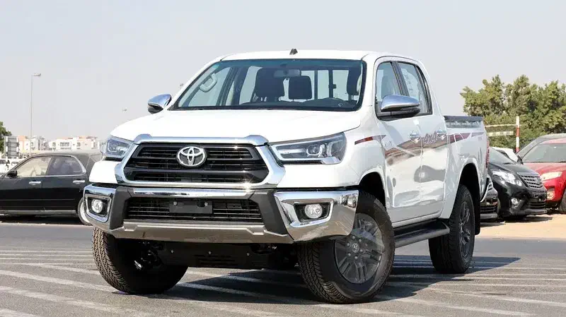 تویوتا هایلوکس 2025 دندهای عمان و فول یمن|خودرو سواری و وانت|چابهار, |دیوار