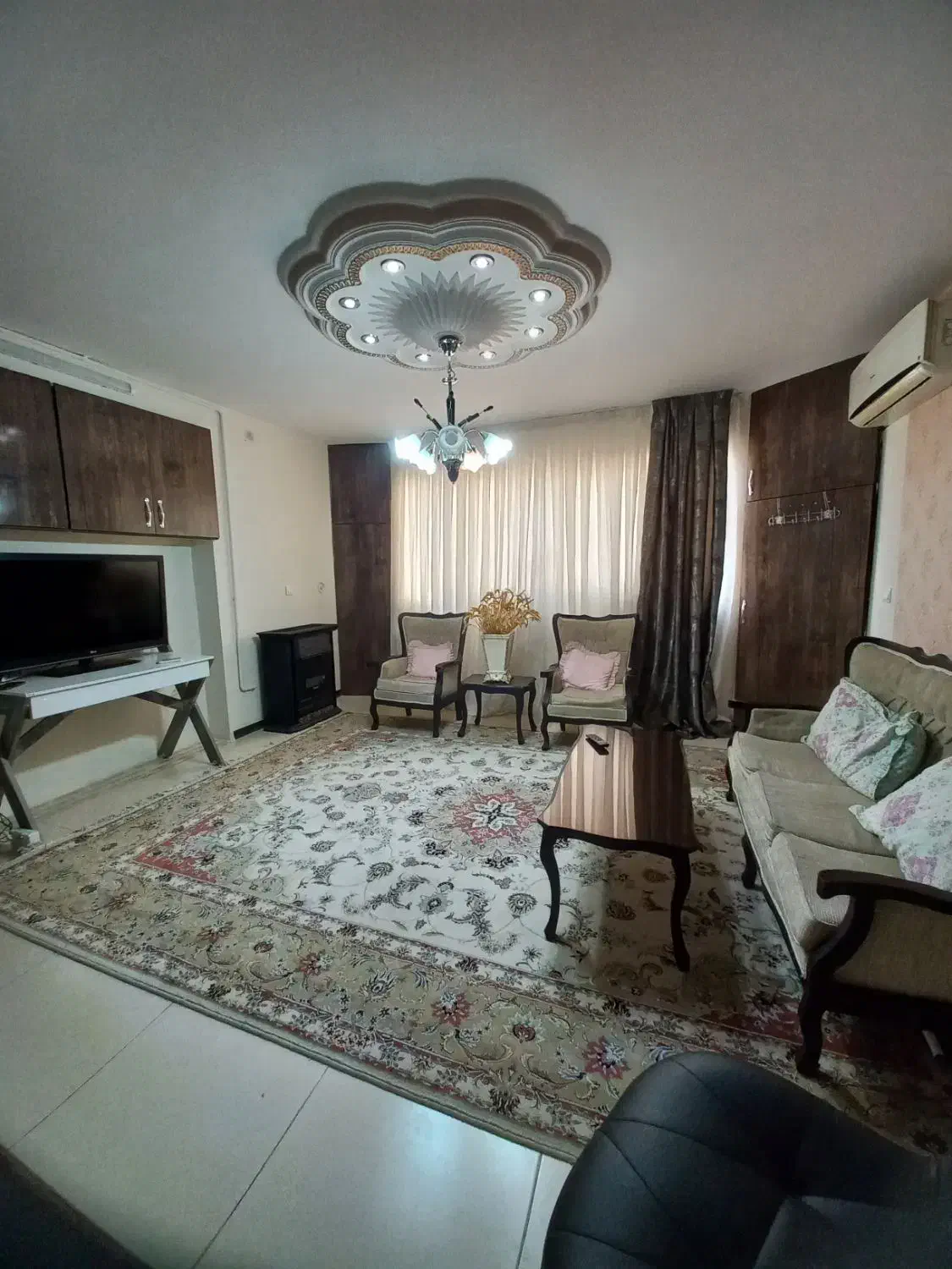 اجاره ساعتی روزانه سوئیت|اجارهٔ کوتاه‌مدت آپارتمان و سوئیت|مشهد, هفده شهریور|دیوار