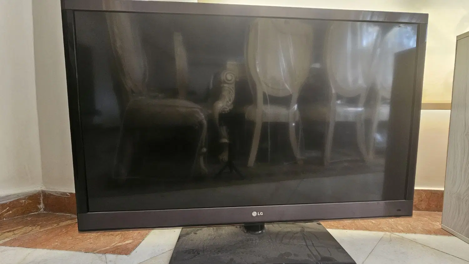 تلوزیون LG سه بعدی ۴۷ اینچ 47LW57000|تلویزیون و پروژکتور|تهران, ده‌ونک|دیوار