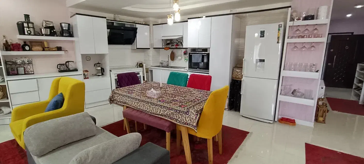 118متر طبقه دوم/رادیو دریا چالوس/فروشنده واقعی|فروش آپارتمان|چالوس, |دیوار