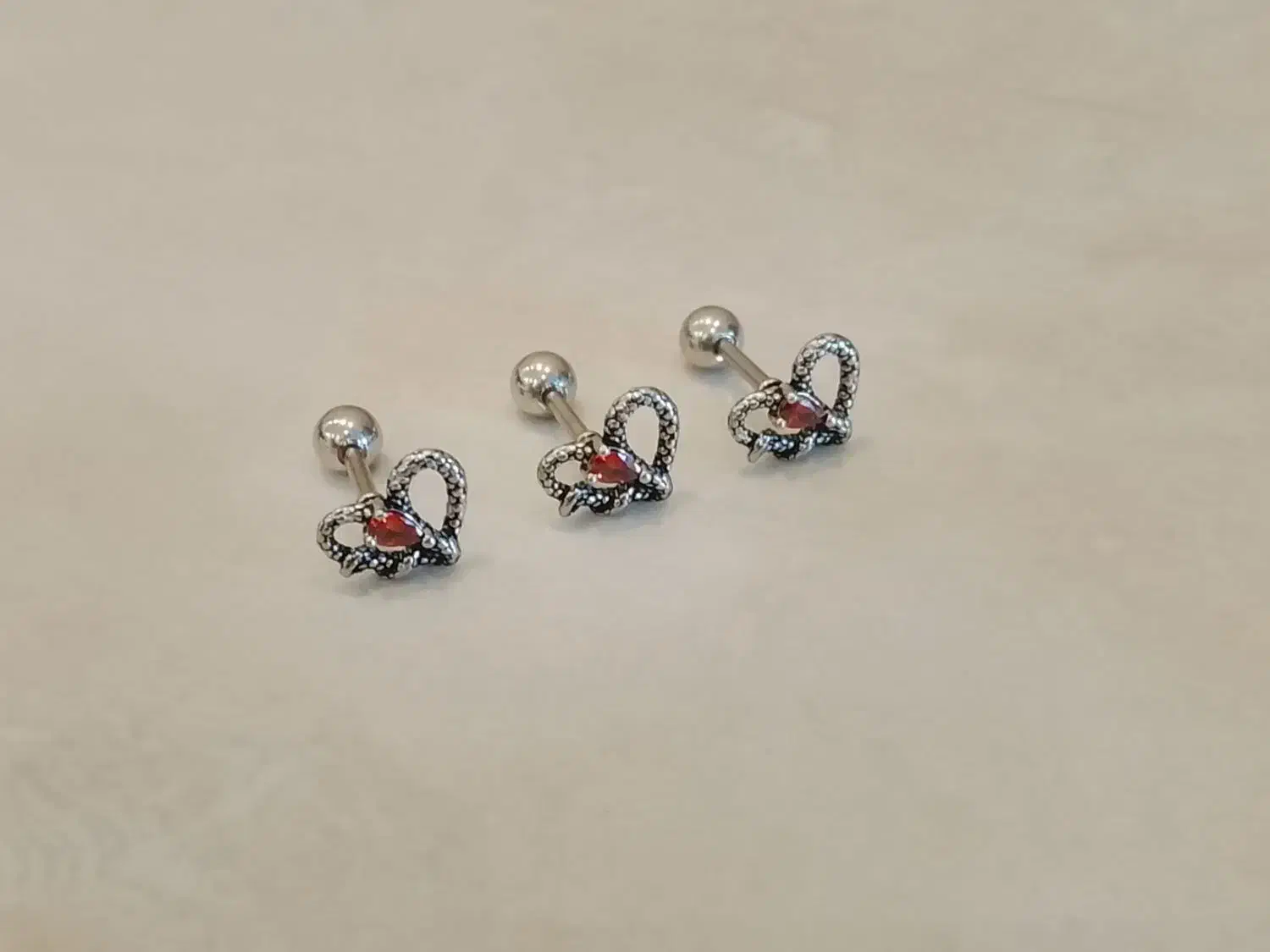 پیرسینگ ناف و گوش و بینی|بدلیجات|تهران, فردوسی|دیوار