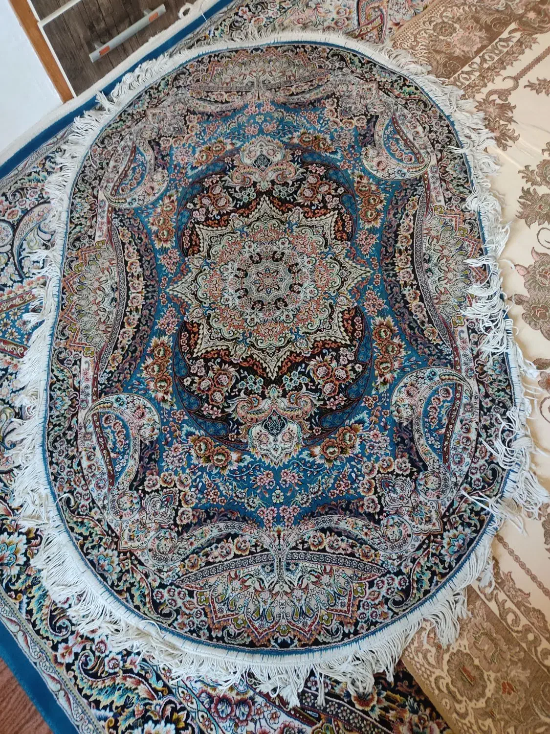 فرش چهار متری و یک متری لوزی هزار شانه|فرش|فومن, |دیوار