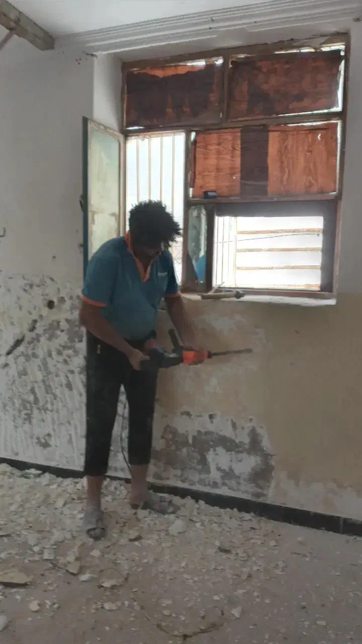 انواع تخریب کاری هاو تمیز کاری ساختمان|خدمات پیشه و مهارت|میناب, |دیوار