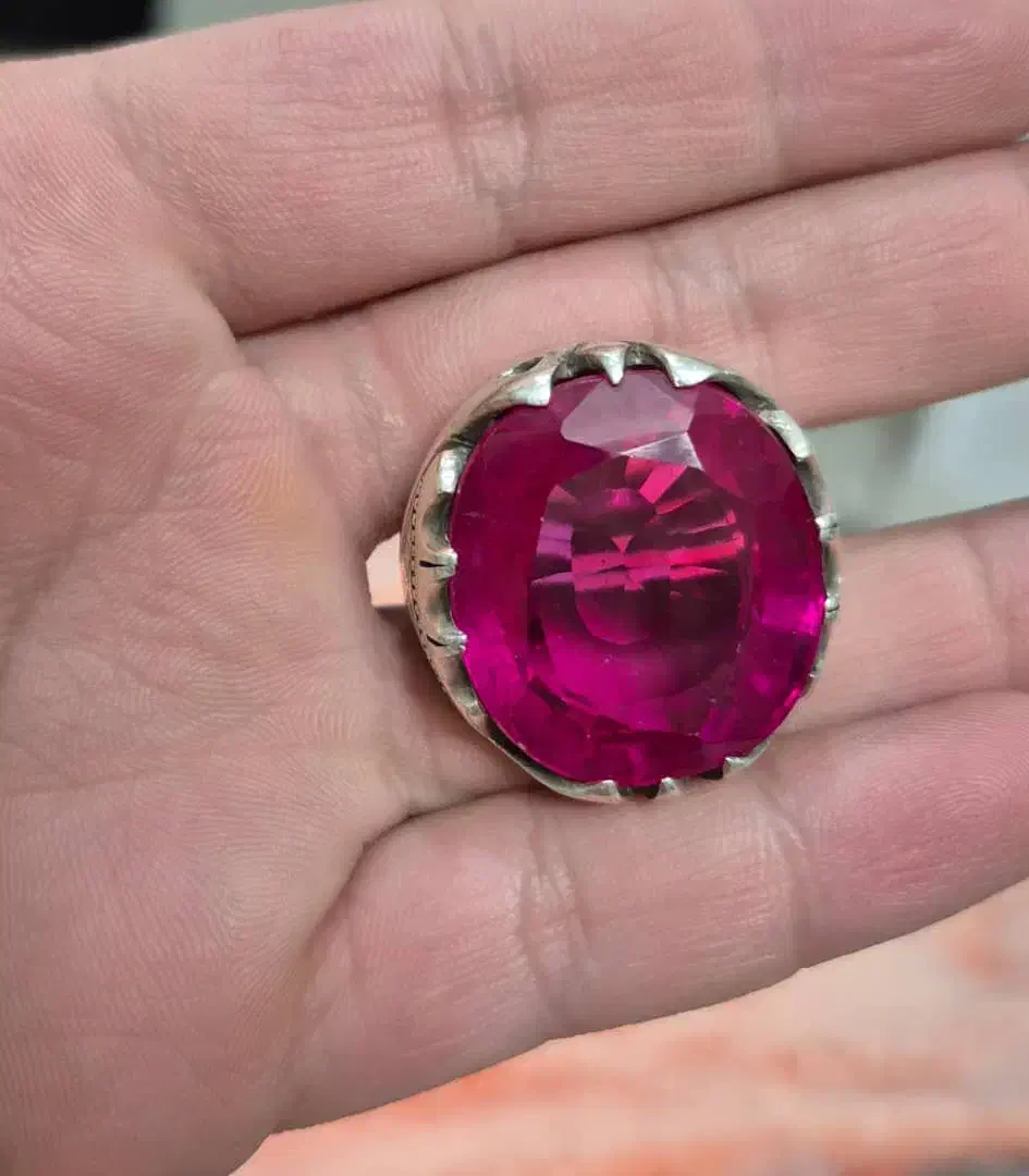 یاقوت رنگ دار|جواهرات|باقرشهر, |دیوار