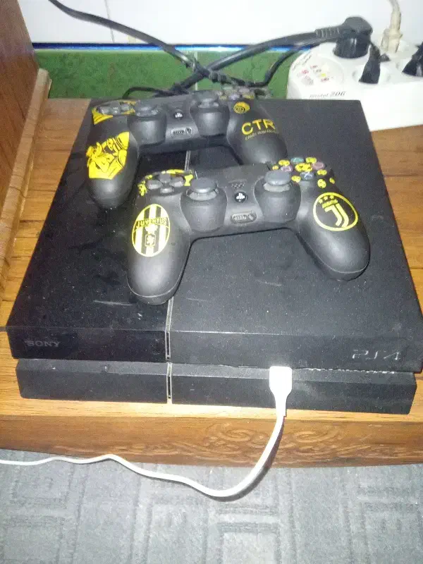 ps4|کنسول، بازی ویدئویی و آنلاین|خمینی‌شهر, |دیوار