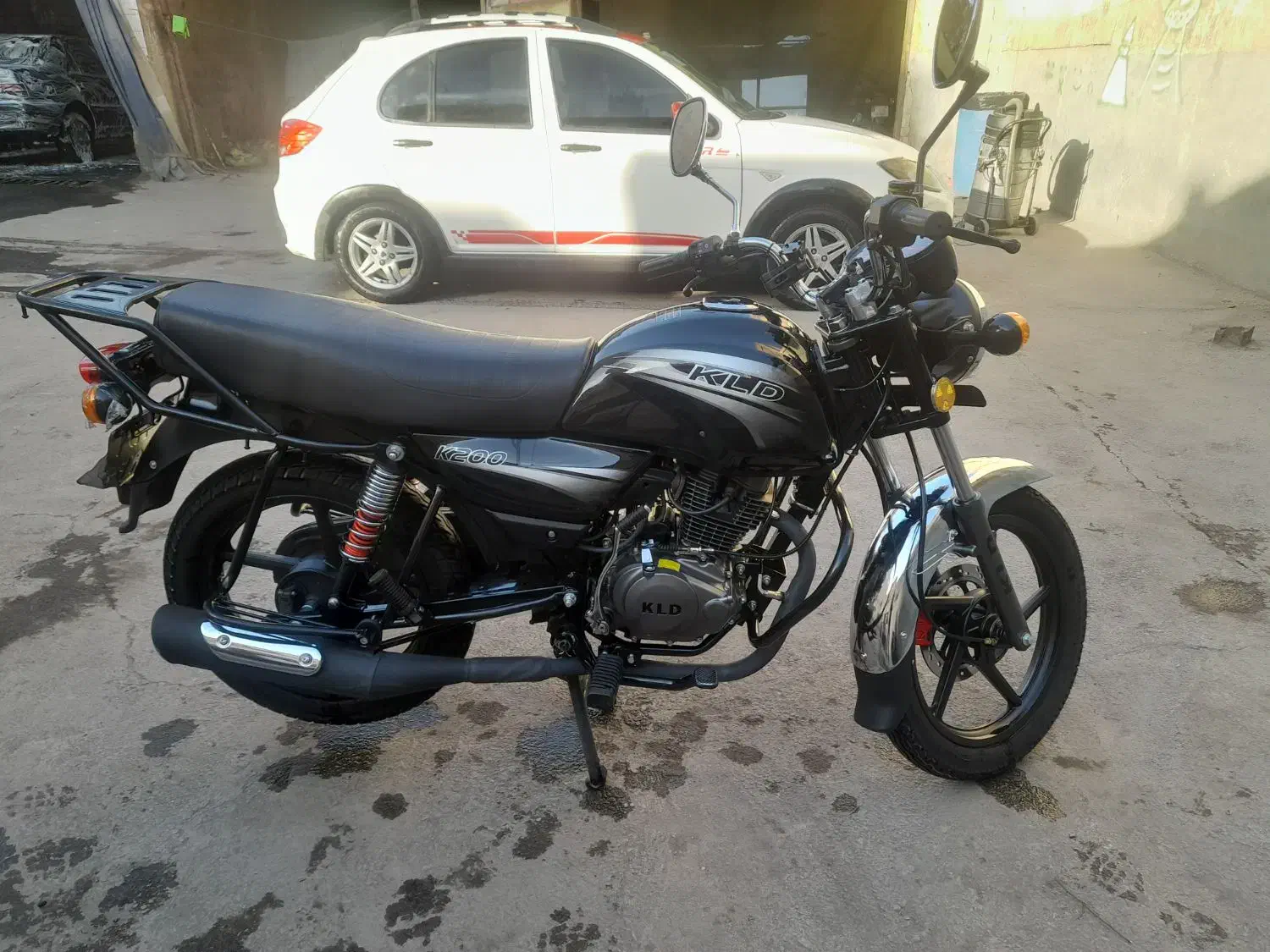 kld 200|موتورسیکلت|تهران, تهران‌نو|دیوار