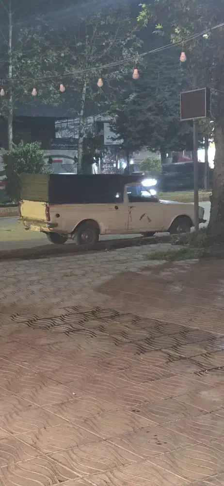 پیکان وانت مدل۸۳|خودرو سواری و وانت|رضوانشهر, |دیوار