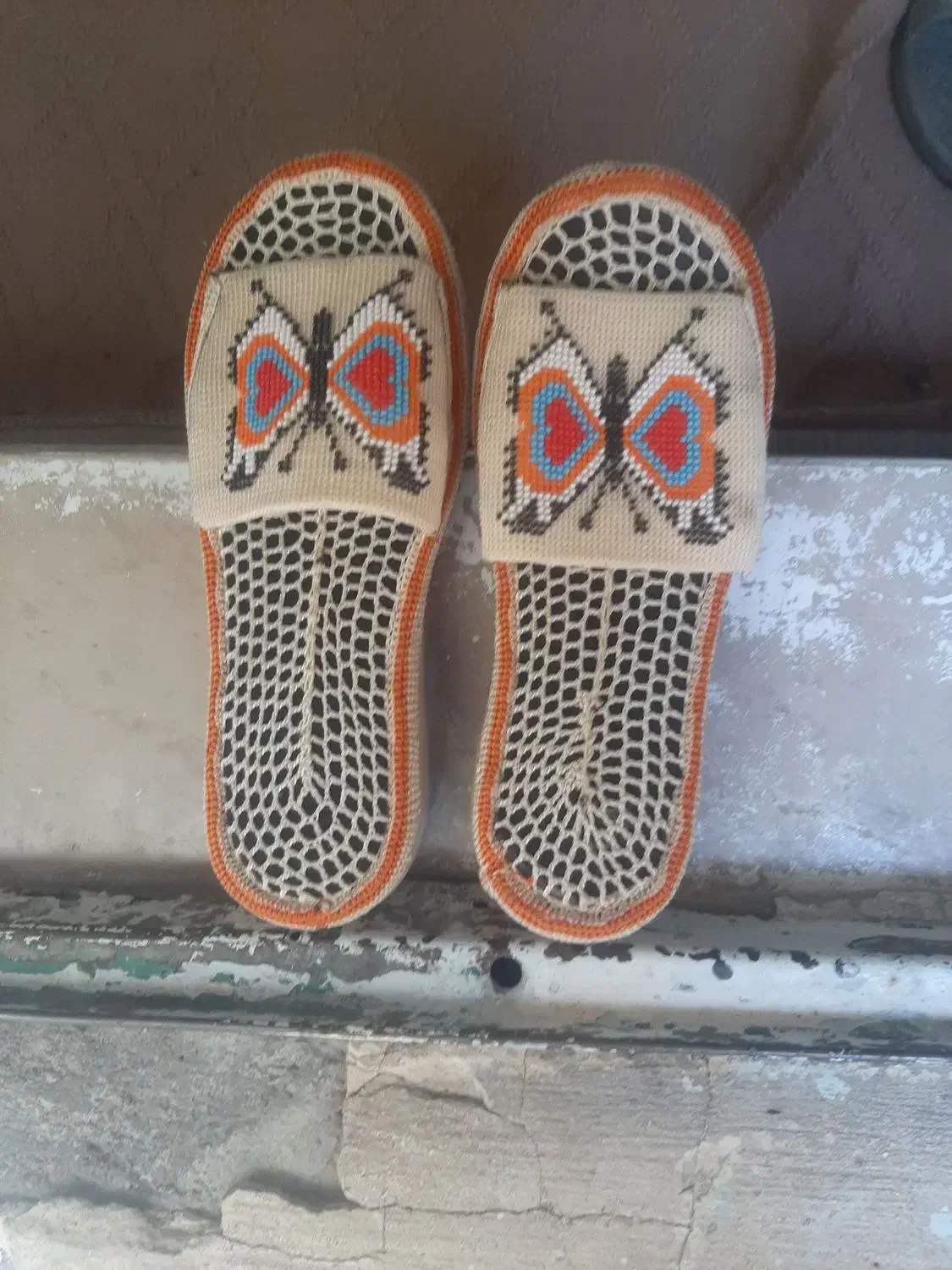 دمپایی زندان بافت زنانه طرح پروانه|کیف، کفش، کمربند|خرمآباد, |دیوار