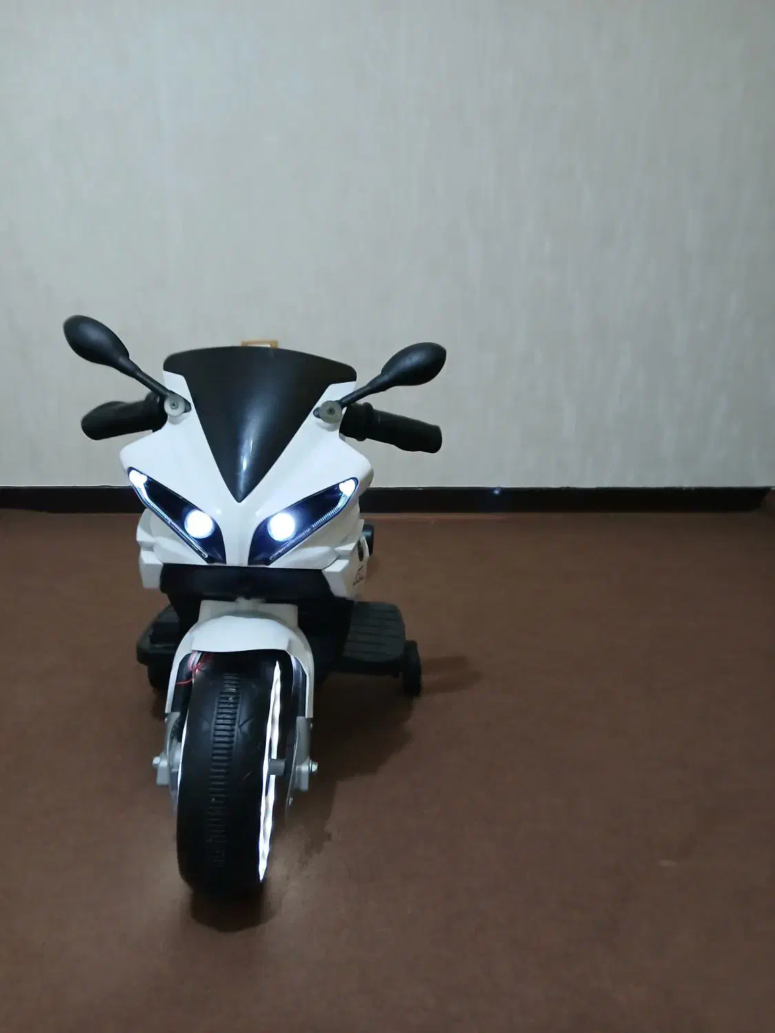 موتور شارژی|اسباب‌بازی بچه|باغستان, |دیوار