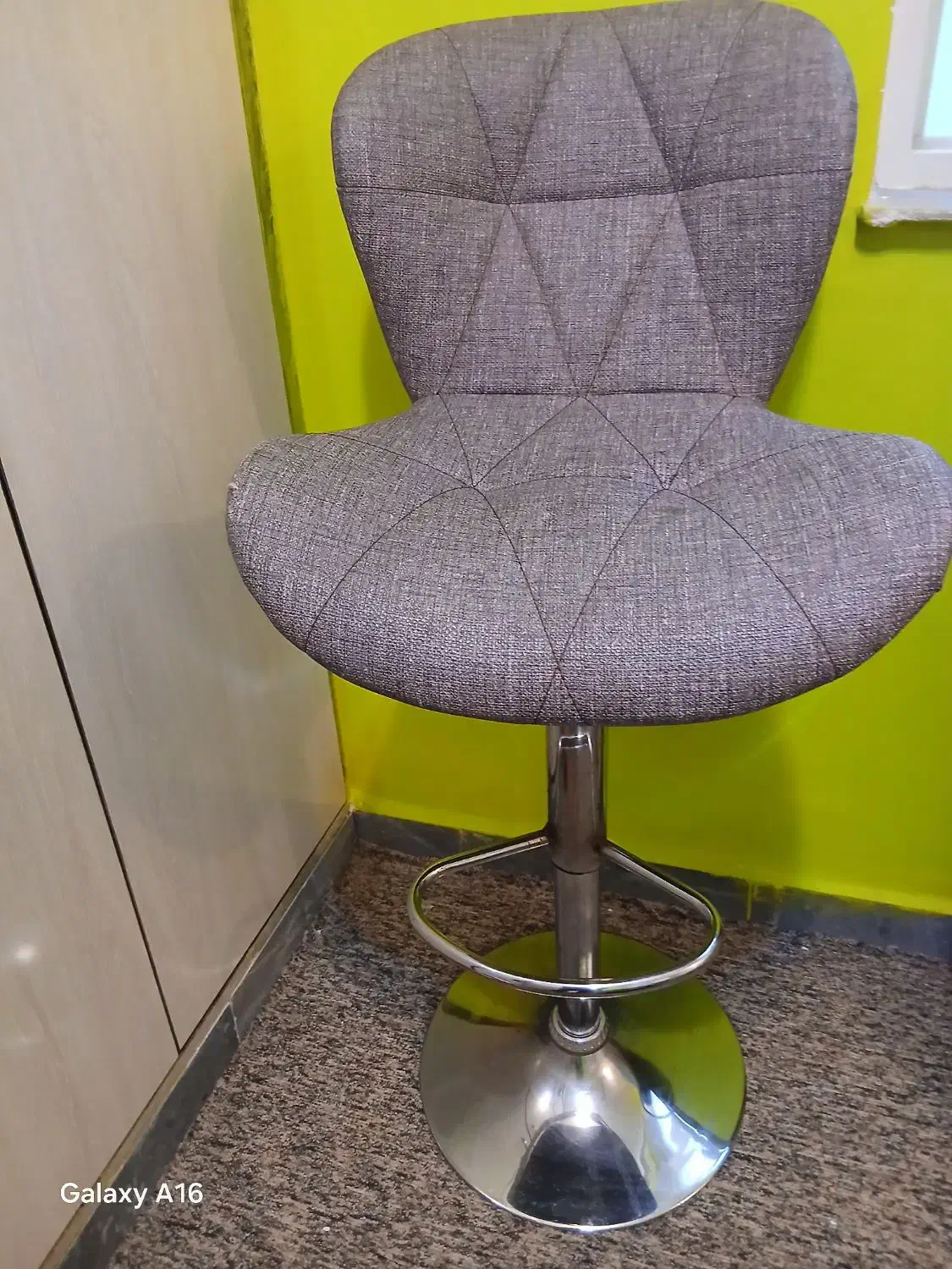 صندلی چرخی اپن چرم|صندلی و نیمکت|دزفول, |دیوار