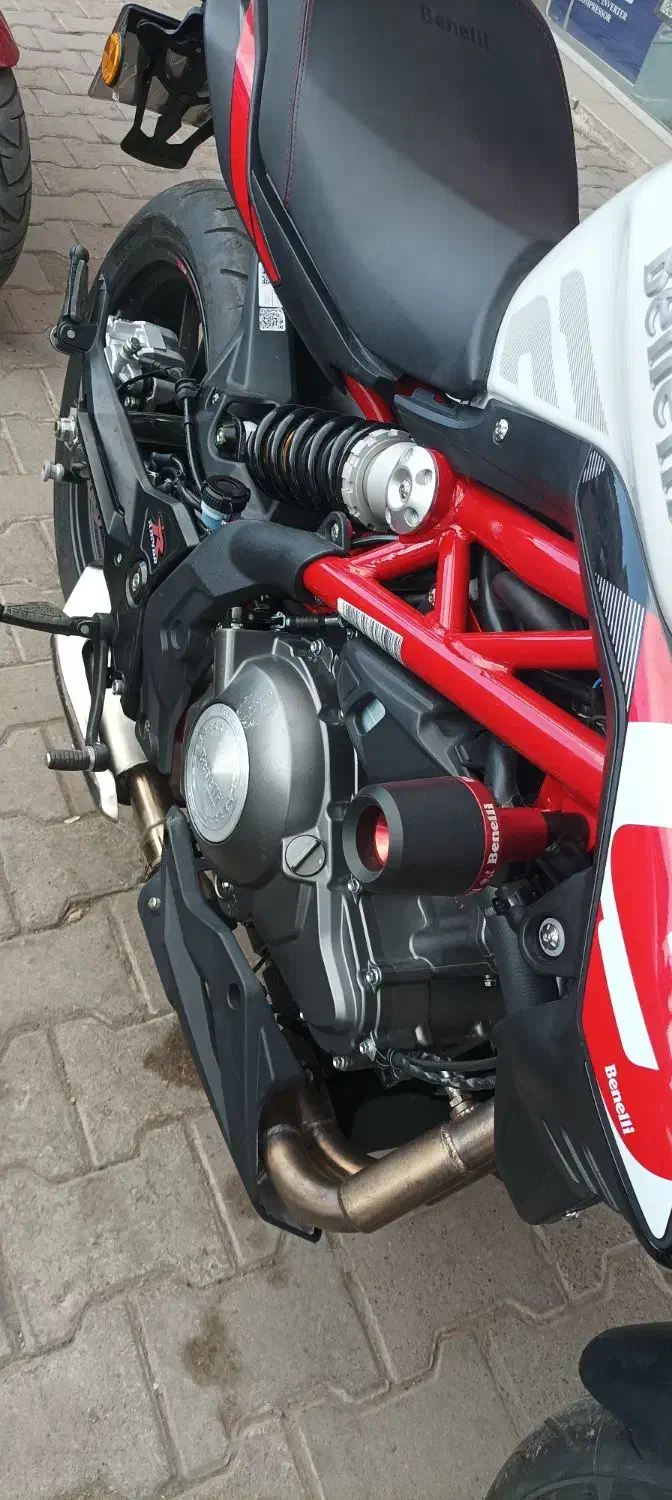 بنلی ۳۰۰|موتورسیکلت|زنجان, |دیوار