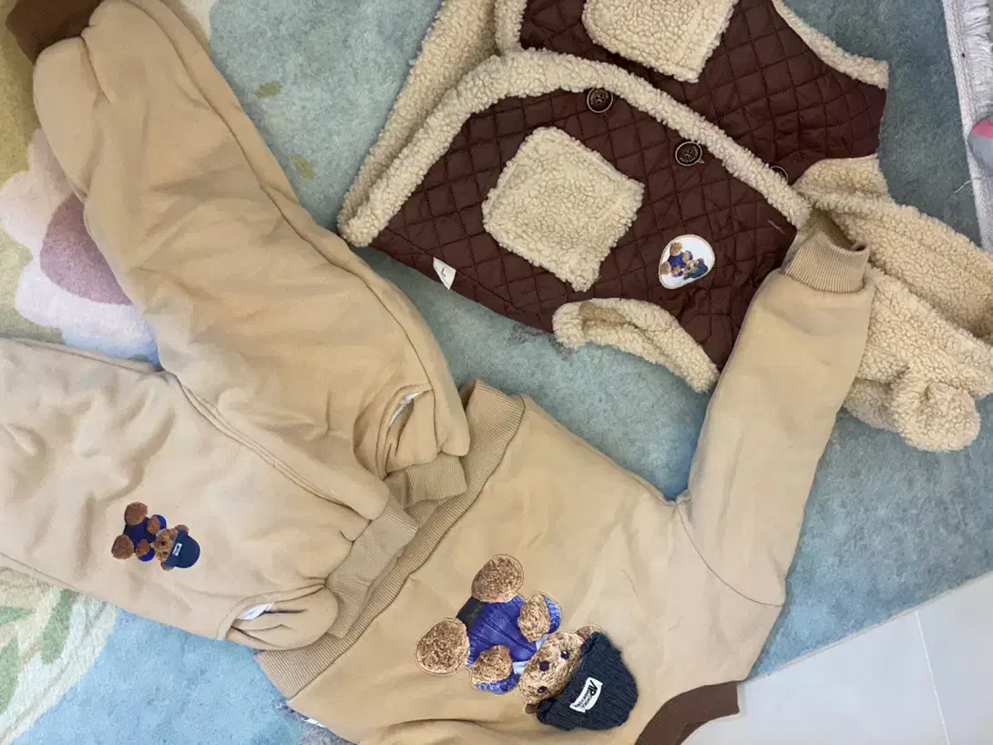 لباس بچگانه|کفش و لباس بچه|اهواز, کمپلو شمالی|دیوار