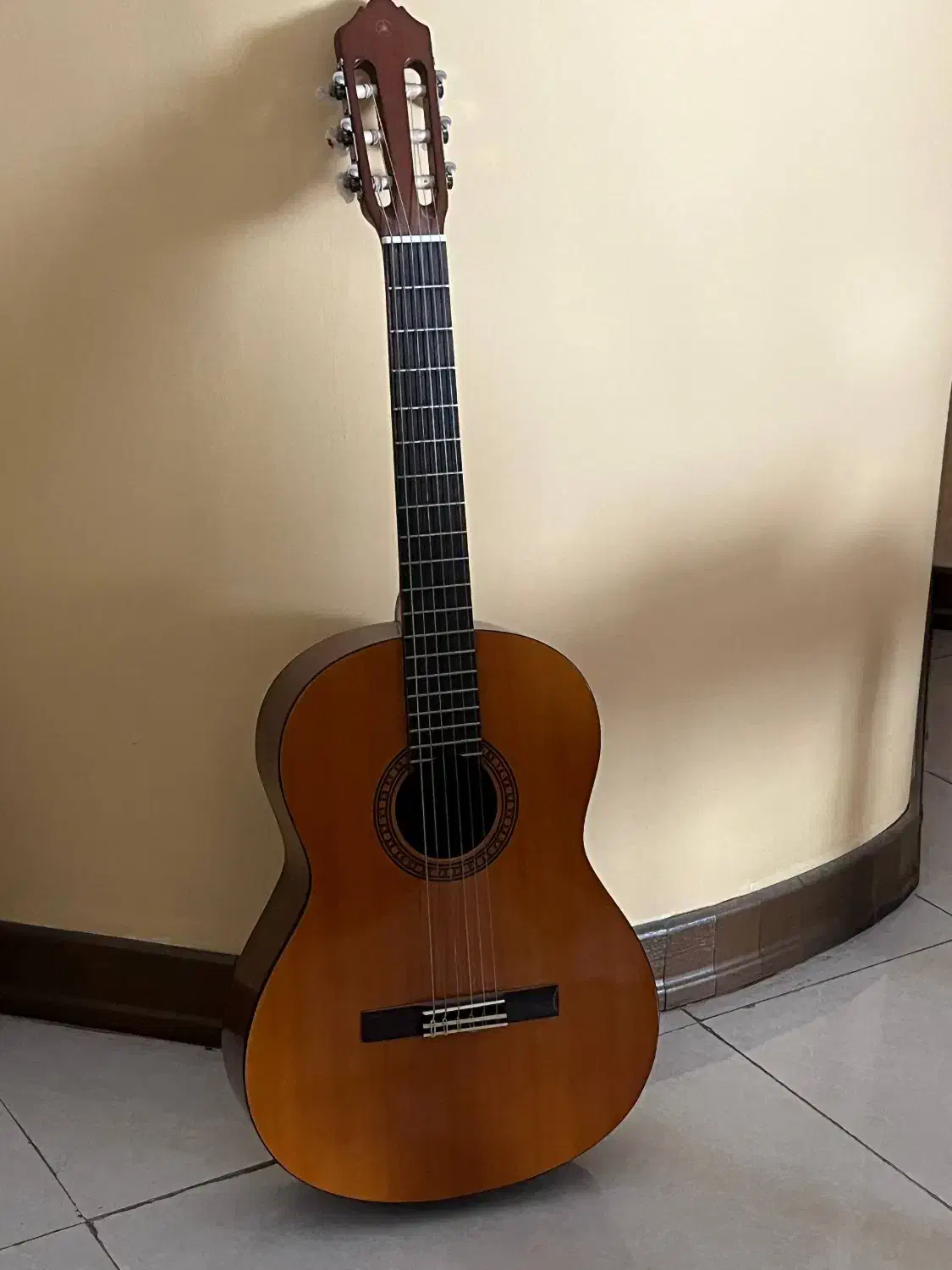 گیتارcs40|گیتار، بیس، امپلیفایر|فردیس, منظریه|دیوار