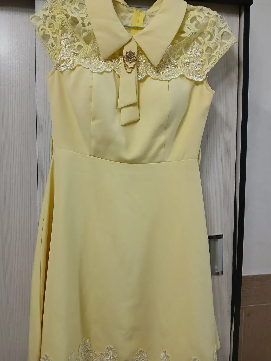 لباس مجلسی،مانتو و کاپشن بچه گانه وکفش در حد نو|لباس|مشهد, طبرسی شمالی|دیوار