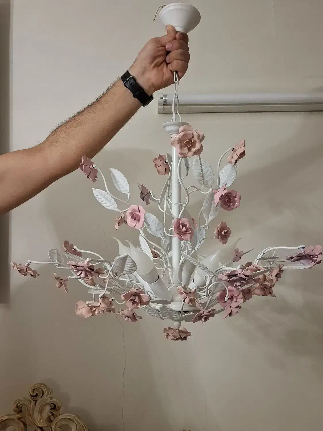 ست ساعت و دو عدد لوستر نو نو|لوستر و چراغ آویز|کرج, باغستان|دیوار