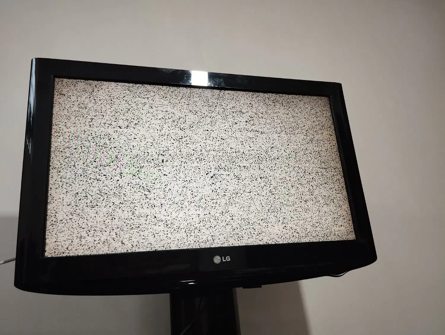 تلویزیون‌ال‌جی|تلویزیون و پروژکتور|سلماس, |دیوار