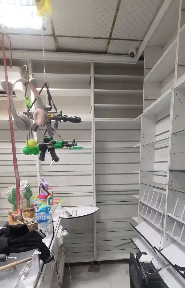 ویترین ایستاده|فروشگاه و مغازه|مشهد, انقلاب|دیوار