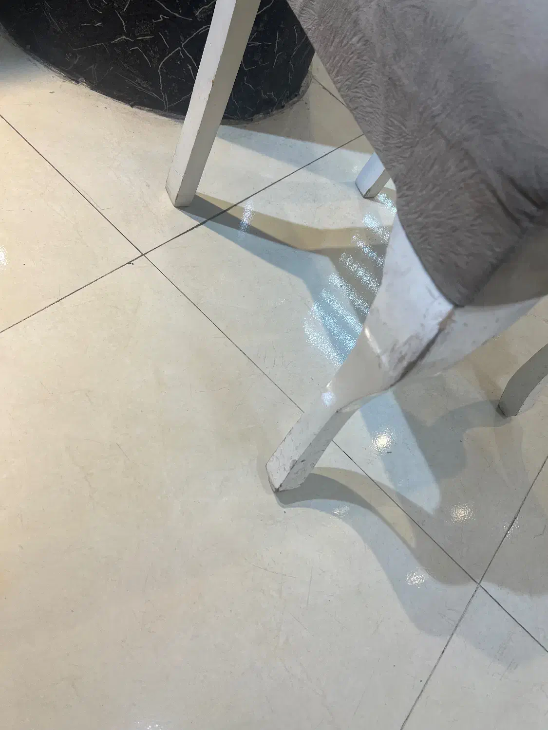 صندلی چوبی|صندلی و نیمکت|زنجان, |دیوار