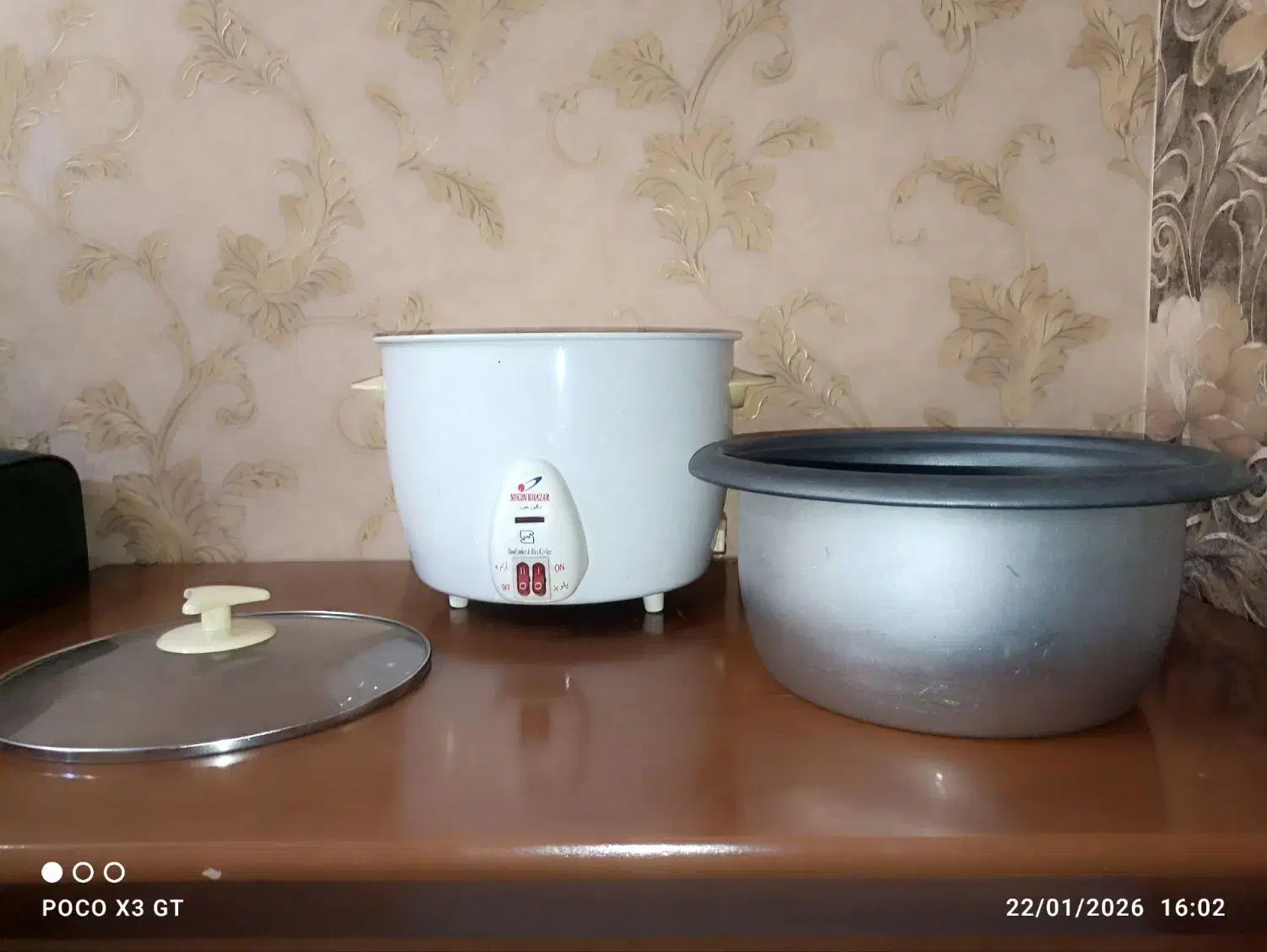 پلوپز سه کاره|سایر لوازم برقی|اندیشه, اندیشه فاز ۱|دیوار