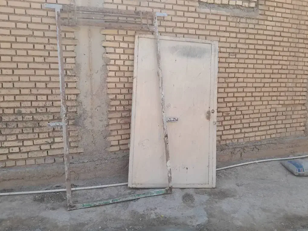 درب حیاط|مصالح و تجهیزات ساختمان|کرخه, |دیوار