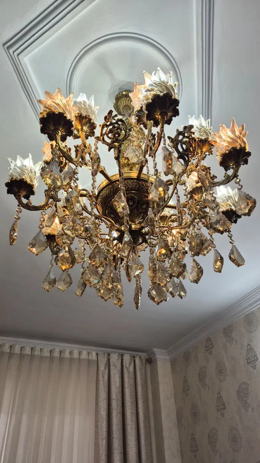 لوستر برنجی سنگین وزن|لوستر و چراغ آویز|تهران, مسعودیه|دیوار