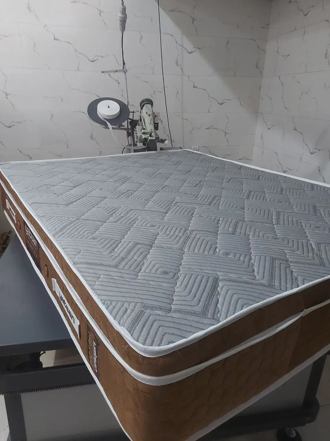 تشک دو نفره سرد و گرم|تشک تختخواب|خسروشاه, |دیوار