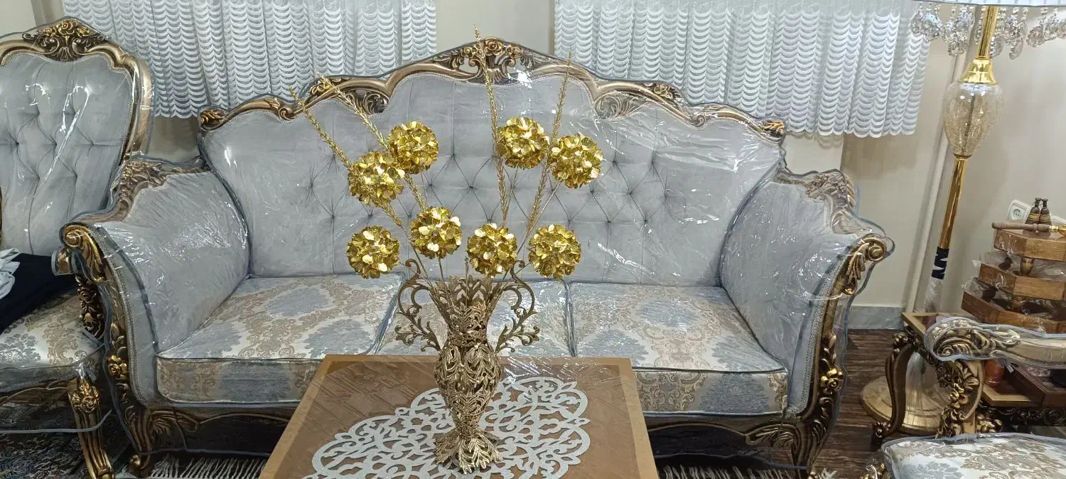 تابلو و گلدان|تابلو، نقاشی، عکس|تهران, خاک سفید|دیوار