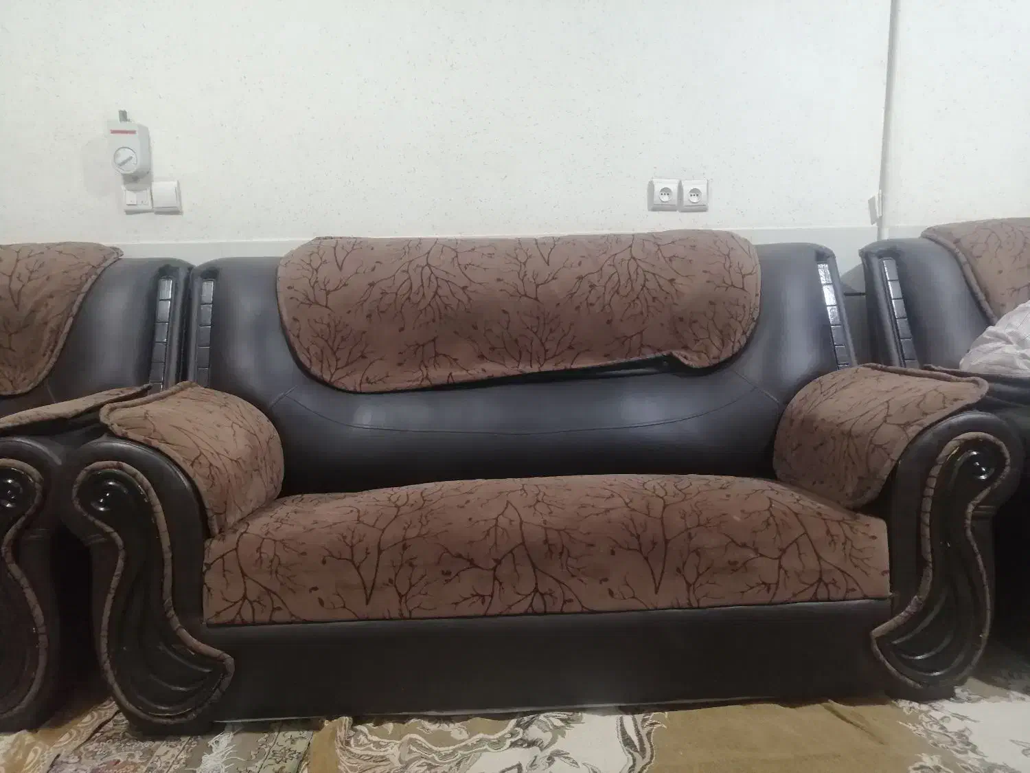 مبل راحتی 7 نفره|مبلمان خانگی و میز عسلی|شهرضا, |دیوار