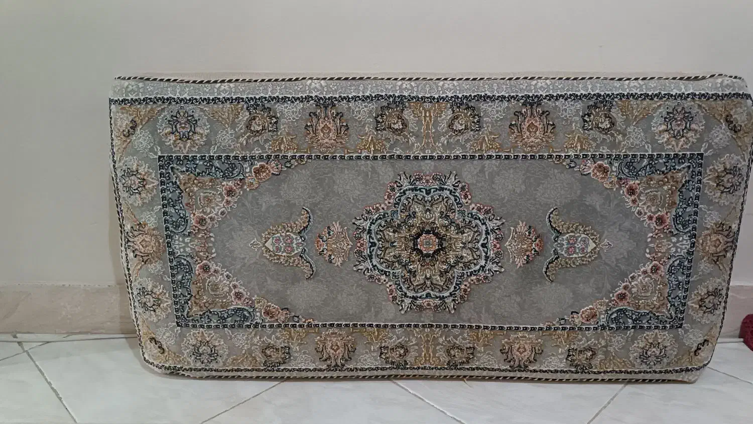 پشتی نو|پشتی|قدس, شهر‌قدس|دیوار