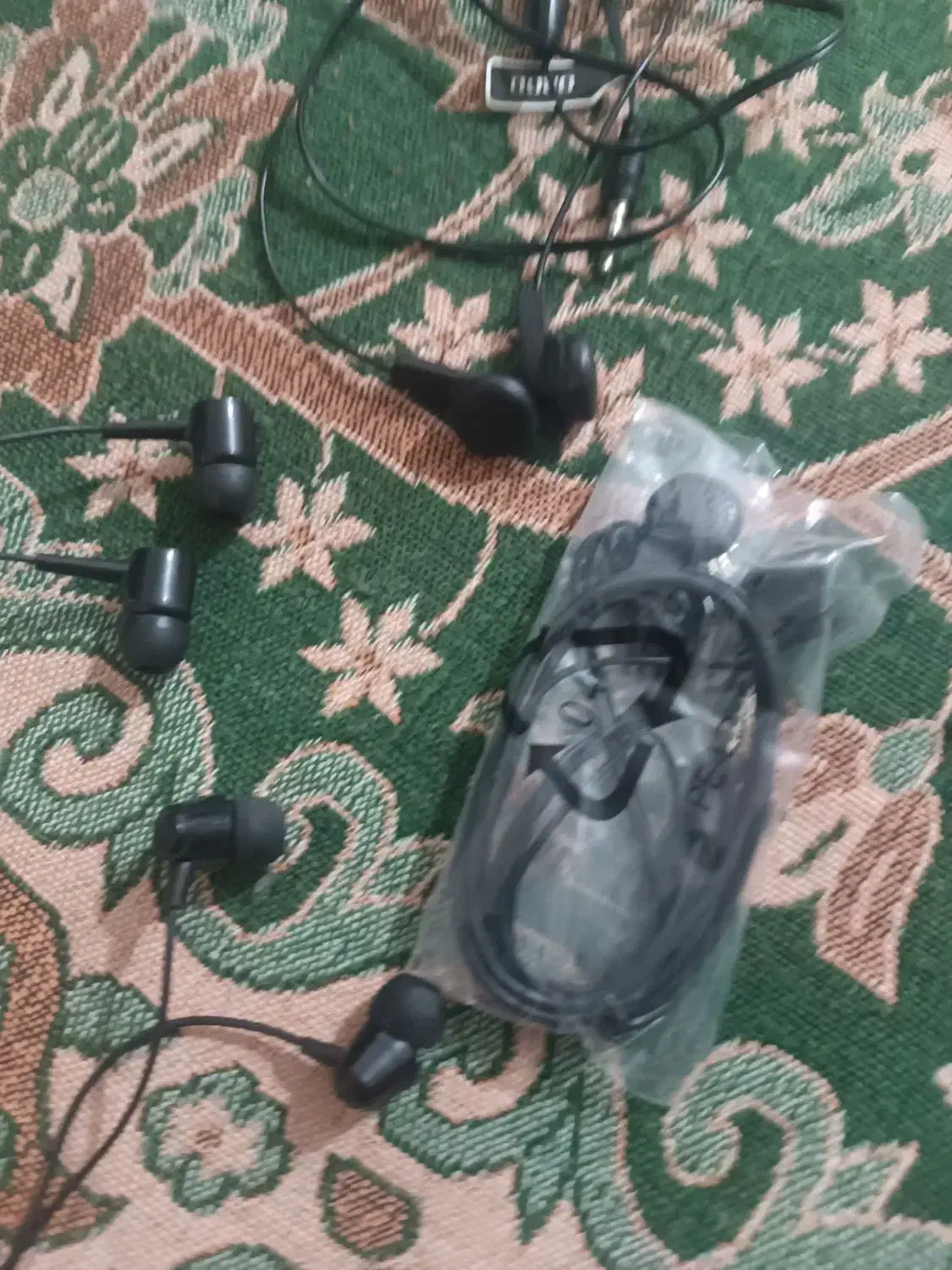 هندزفری|لوازم جانبی موبایل و تبلت|ارومیه, |دیوار