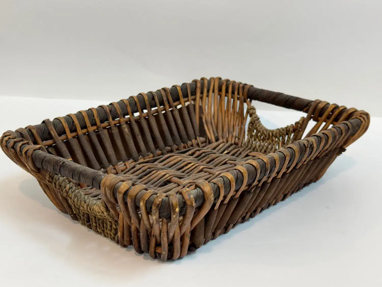 سبد چوبی|ظروف سرو و پذیرایی|قم, صفائیه|دیوار