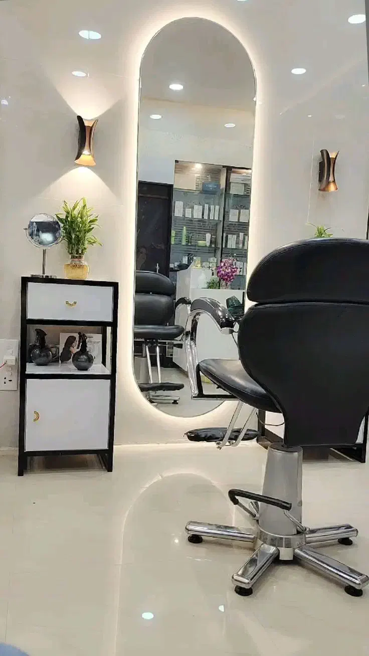 آینه ژیلو|آینه|سقز, |دیوار