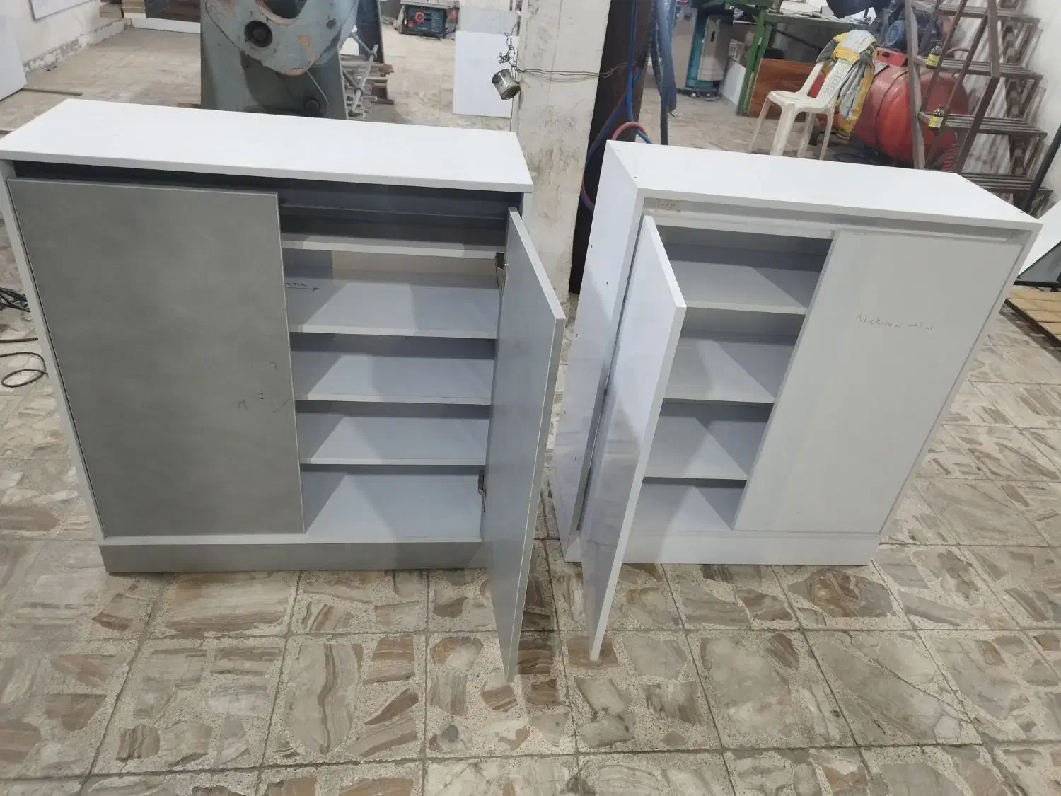 جاکفشی|جاکفشی، کمد، دراور|جهرم, |دیوار