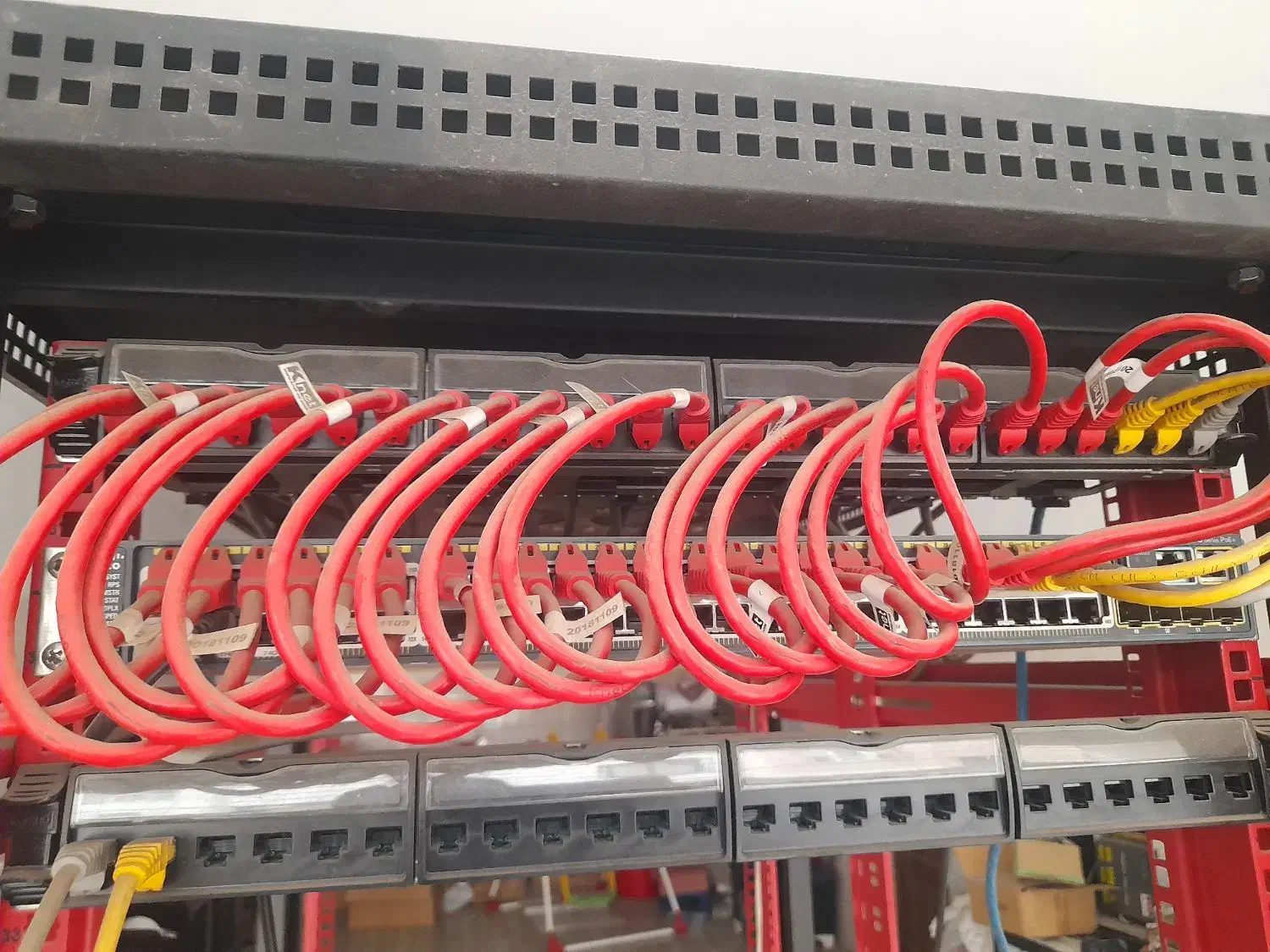 رک hp|مودم و تجهیزات شبکه|نسیم‌شهر, |دیوار