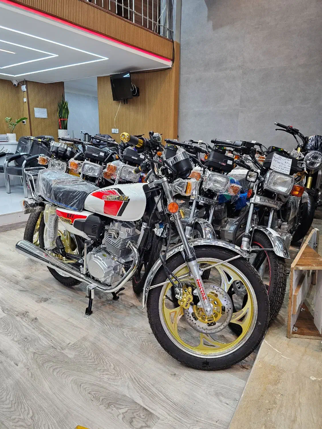 فروش فوری نیک تاز 200|موتورسیکلت|شیراز, شهرک گلستان|دیوار