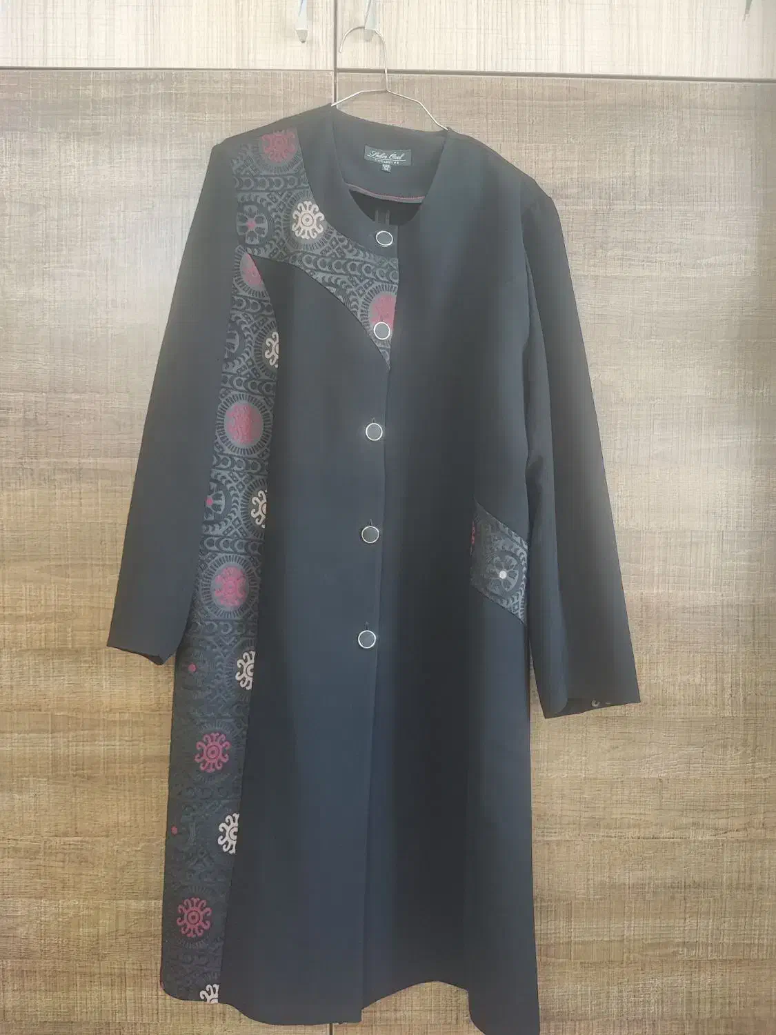 مانتو مجلسی زنانه|لباس|شاهین‌شهر, مسکن مهر|دیوار