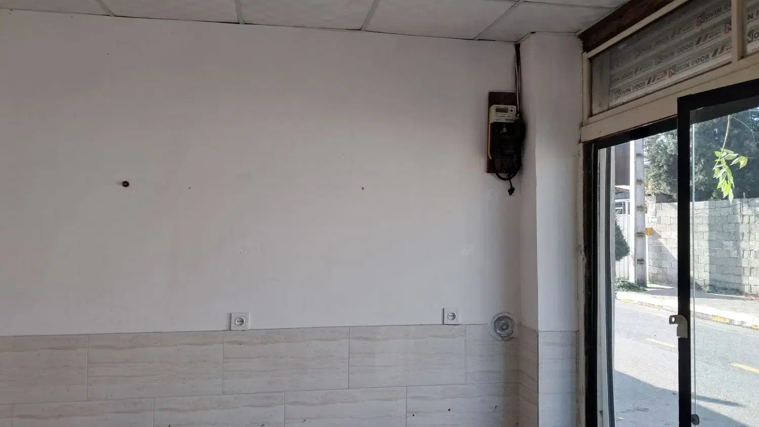 مغازه سند دار با مالکیت|فروش مغازه و غرفه|رشت, آتشگاه|دیوار