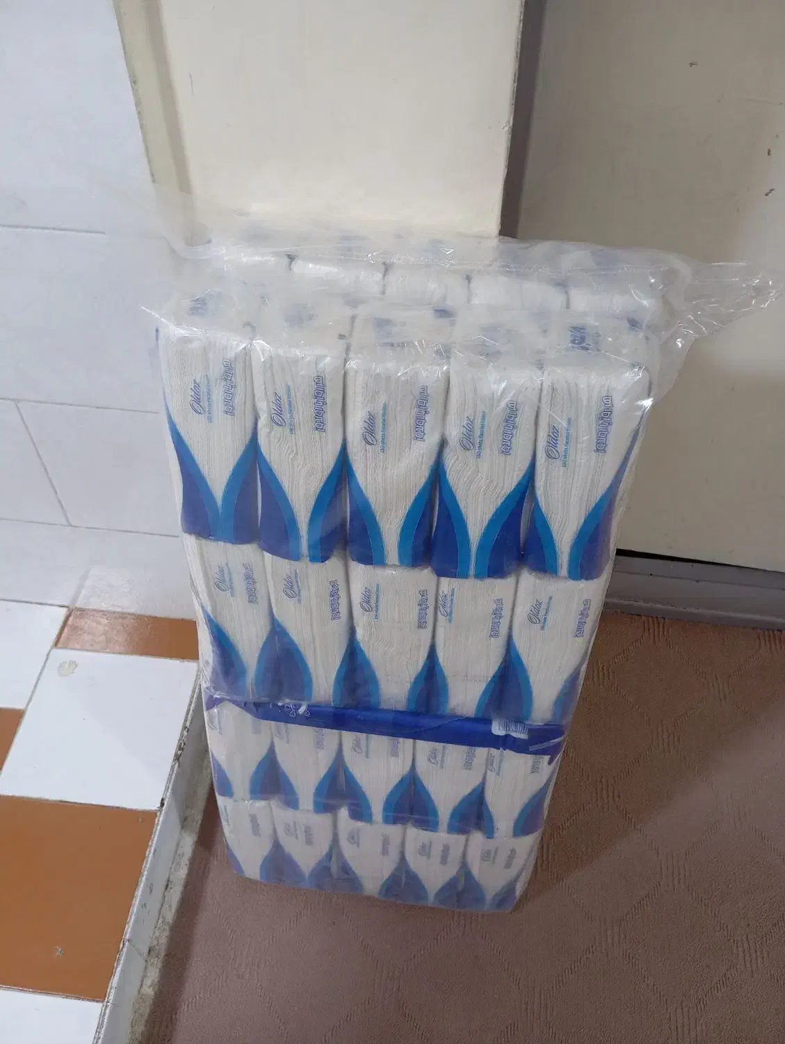 دستمال کاغذی ۱۵۰ برگ قیمت عمده فقط ۲۲ هزار|مواد شوینده و دستمال کاغذی|ارومیه, |دیوار