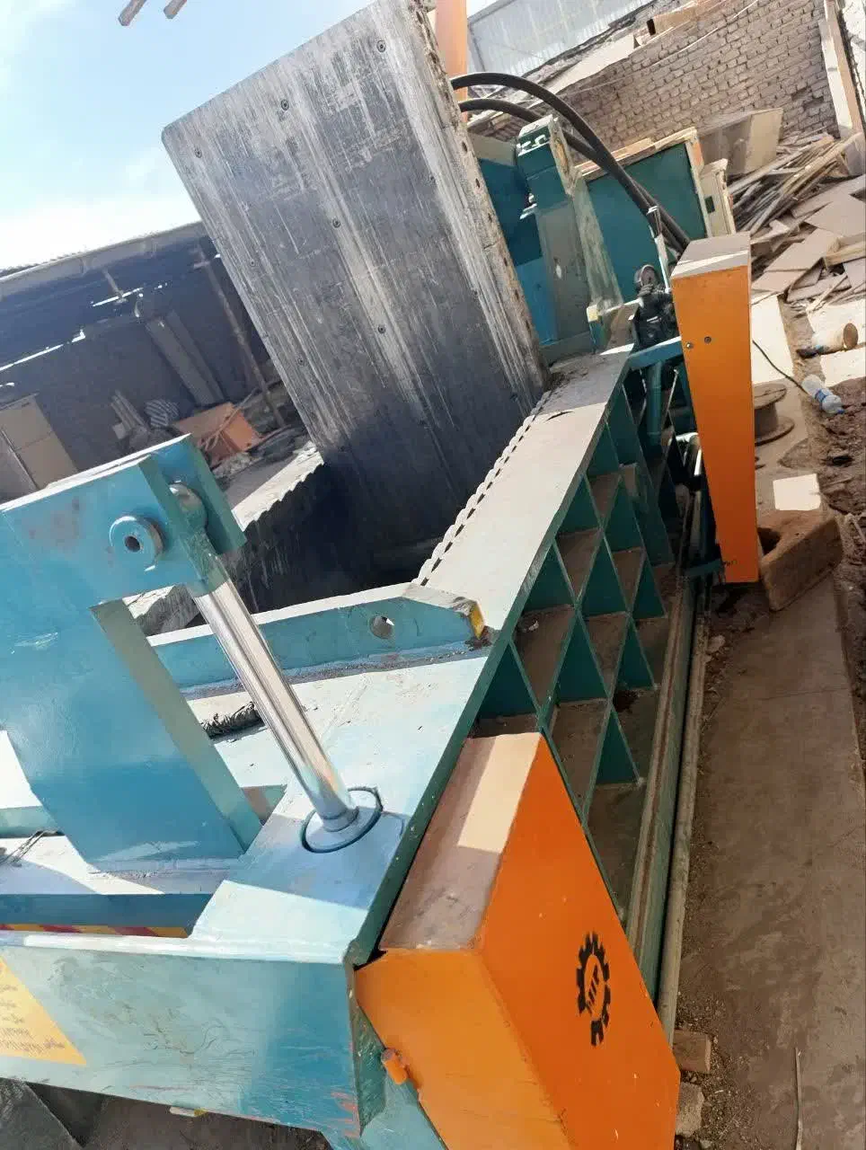 دستگاه پرس ضایعات آهن|ماشینآلات صنعتی|تهران, آهنگ|دیوار