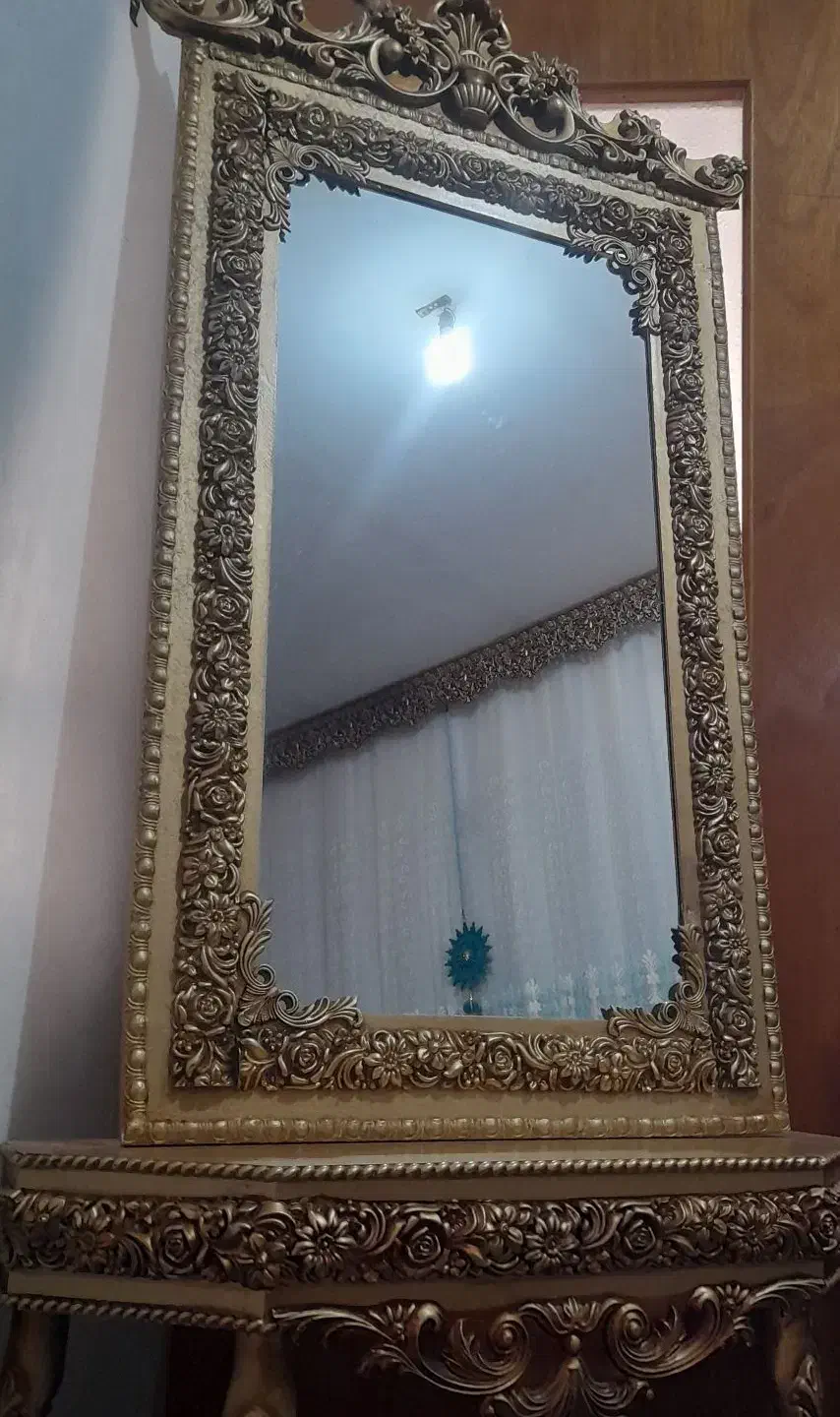 یک عدد اینه کنسل درحد|بوفه، ویترین، کنسول|یزد, |دیوار