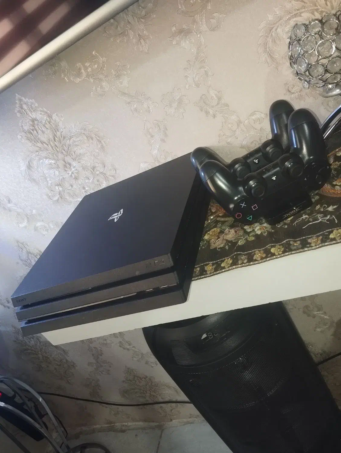 ps4 پرو 1 ترا کپی خور در حد نو|کنسول، بازی ویدئویی و آنلاین|قرچک, باقرآباد|دیوار